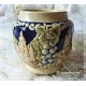 BIERKRUG RELIEF Keramik Vintage Shabby Beige Grün